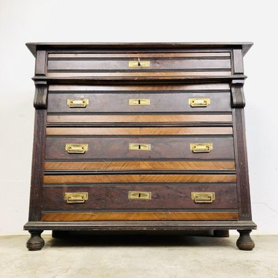 Antique Wood Dresser-LCQ-1342946