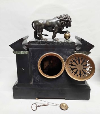 Architectural Clock Depicting Medici Lion & Cassolettes in Bronze, Set of 3-AWH-934787