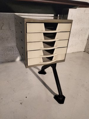 Arco Series Typing Desk by BBPR for Olivetti Synthesis, 1960s-RNN-1771270