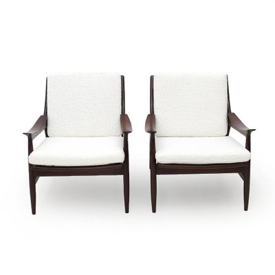 Armchairs in Wood and White Bouclé by Mario Franchioni for Framar, 1960s, Set of 2-EZ-1776687