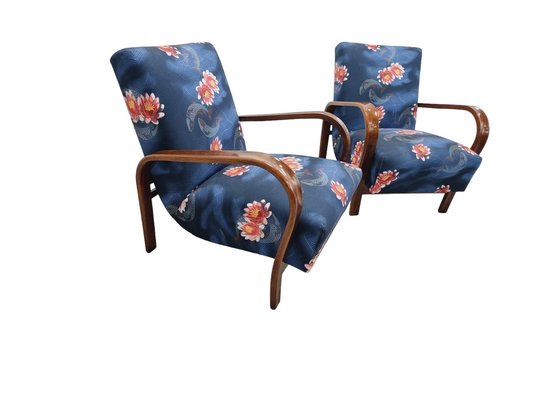 Art Deco Armchairs with Curved, Bentwood Armrests attributed to J. Halabala, 1940s, Set of 2-SAK-1773427