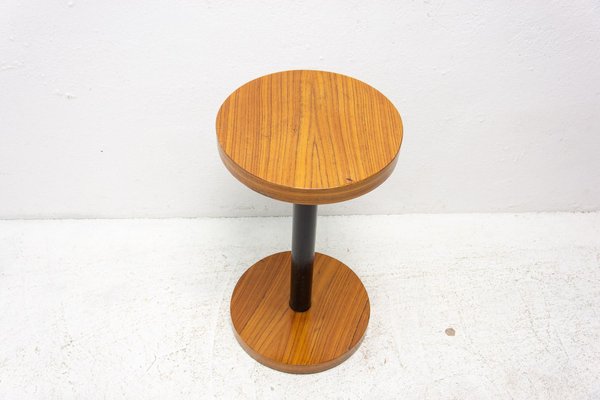 Art Deco Cherry Wood Round Side Table, Bohemia, 1930s-HXT-1308571