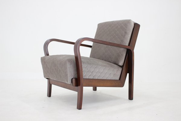 Art Deco Czechoslovakian Armchair, 1940s-TZ-1317944