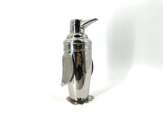 Art Deco Inspired Penguin Shaped Coktail Shaker, 1970s-IRH-2040414