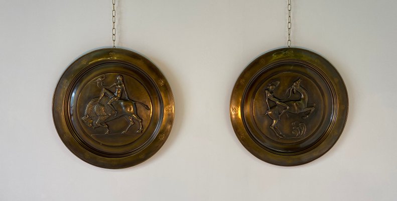 Art Deco Italian Decorative Brass Plates, 1940s, Set of 2-FF-692700