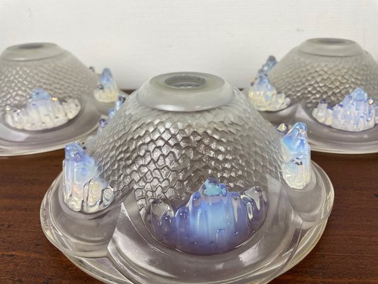 Art Deco Opalescent Pressed Ice Glass Lampshades from Ezan, France, 1930s, Set of 4-WQJ-1704726