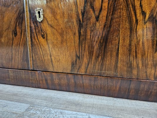 Art Deco Showcase in Walnut Root with Lateral Doors and Shelves, 1940-ZUW-1815375