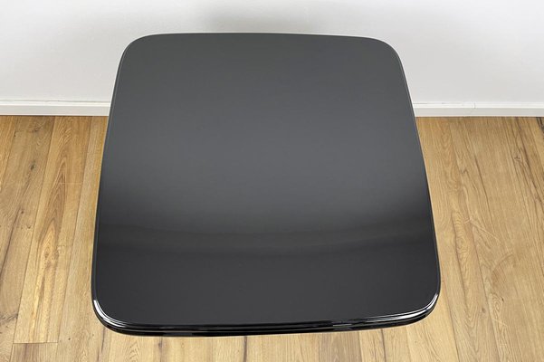 Art Deco Side Table in High Gloss Black Lacquer, 1940s, Germany-VMP-1087825