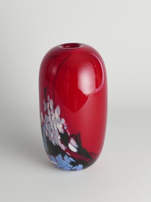 Art Glass Cherry Red Vase by Mikael Axenbrant, Sweden, 1990s-RUK-1824906