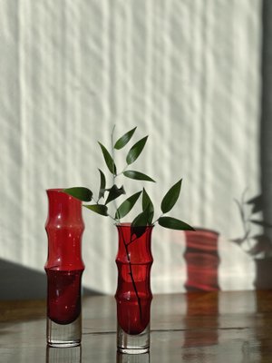 Åseda Red Glass Vases by Bo Borgström, 1970s, Set of 2-ARN-1092525