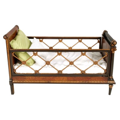 Baby Bed Cot in Burl Walnut and Carved Maple by Paolo Buffa for La Permanente Mobili Cantù, 1930s-NJV-1373662