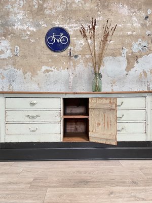 Bank Counter in Patinated Wood, 1900-UX-1325863