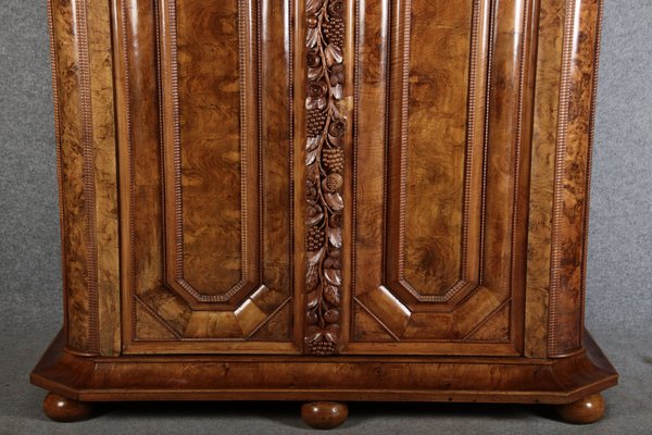 Baroque Walnut Cabinet with Carvings, 1700s-DXD-931670