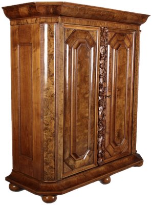 Baroque Walnut Cabinet with Carvings, 1700s-DXD-931670