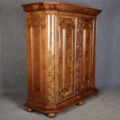 Baroque Walnut Cabinet with Carvings, 1700s-DXD-931670