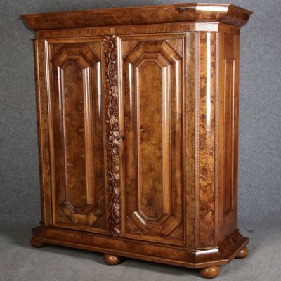 Baroque Walnut Cabinet with Carvings, 1700s-DXD-931670