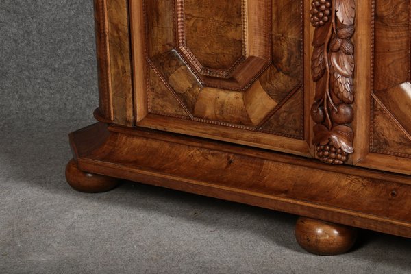 Baroque Walnut Cabinet with Carvings, 1700s-DXD-931670