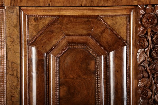 Baroque Walnut Cabinet with Carvings, 1700s-DXD-931670