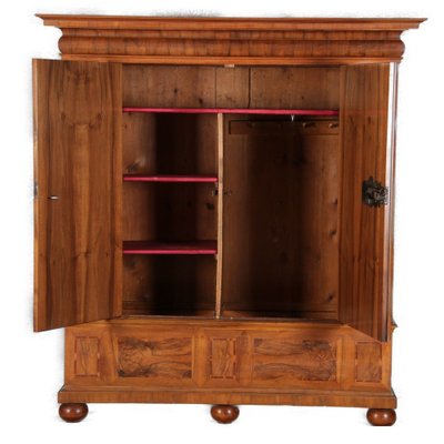 Baroque Wardrobe in Walnut, 1740s-DXD-1790285