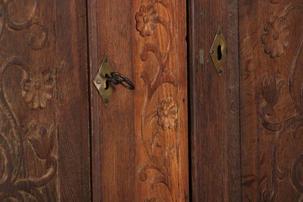 Baroque Wardrobe with Tendril Carving in Oak, 1750s-DXD-1790279