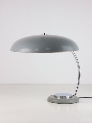 Bauhaus Saucer Table Lamp with Big Button-HGJ-1017397