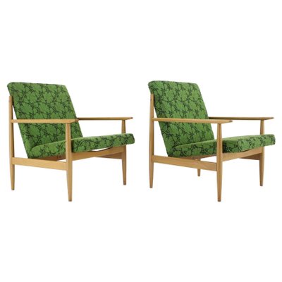 Beech Armchairs attributed to Ton, Czechoslovakia, 1960s, Set of 2-TZ-1431452