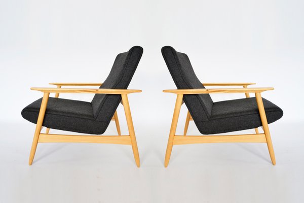 Beech & Felt Armchairs by Valerija Ema Cukermaniene for Vilnius Furniture Factory, 1960s, Set of 2-RTX-1425223