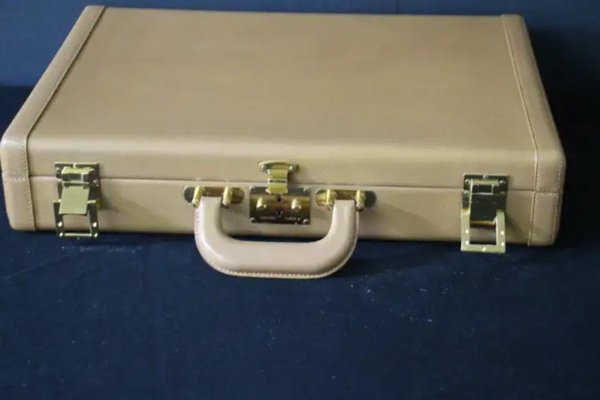 Beige Leather Briefcase from Hermès, 1990s-YF-1759552