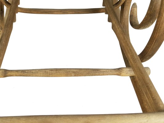 Bentwood Rocking Chair from Mundus, Hungary, 1900s-RD-1802061