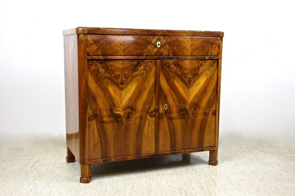 Biedermeier Nutwood Commode, Austria, 1835-TQA-1322281