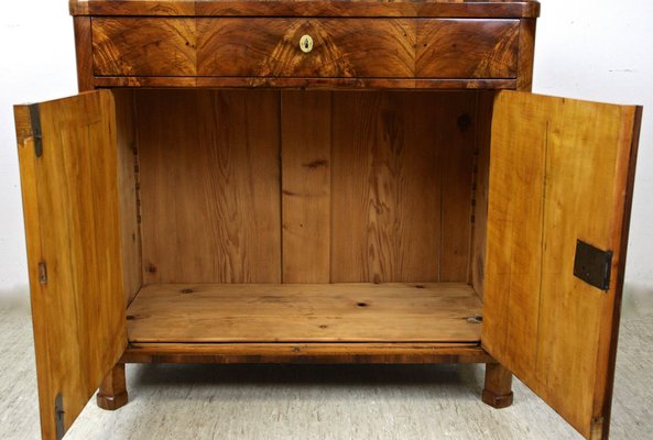 Biedermeier Nutwood Commode, Austria, 1835-TQA-1322281