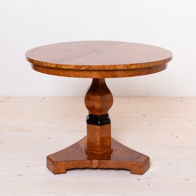 Biedermeier Round Table in Flame Birch, 1800s-MJR-1728821