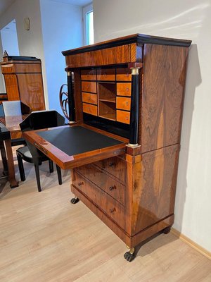 Biedermeier Secretary in Walnut and Maple, 1820-NNB-2017625