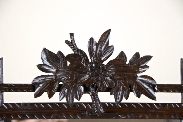 Black Forest Wall Mirror with Center Top Carving, Austria, 1890s-TQA-1322357