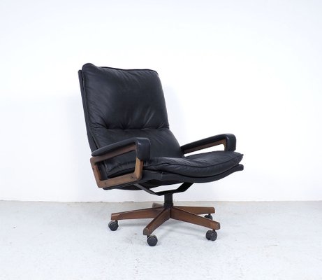 Black Leather King Chair by André Vandenbeuck for Strässle, 1960s-SN-1777942