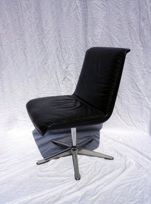 Black Leather Swivel Chair-UML-1816027