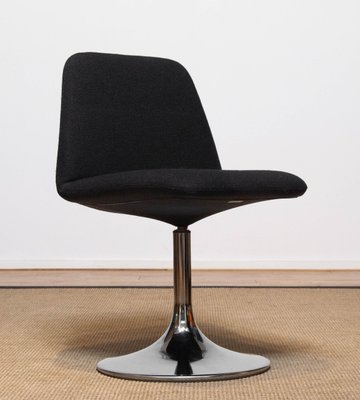 Black Wool and Chrome Tulip Base Vinga Swivel Chair by attributed to Börje Johanson, Sweden-JE-1398403