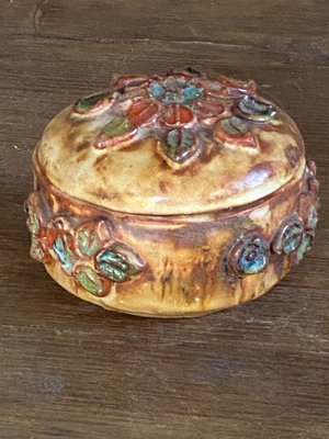 Box in Ceramic with Floral Decoration Pattern-UR-965175