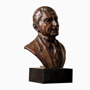 Bronze Bust of a Man-UQL-899812