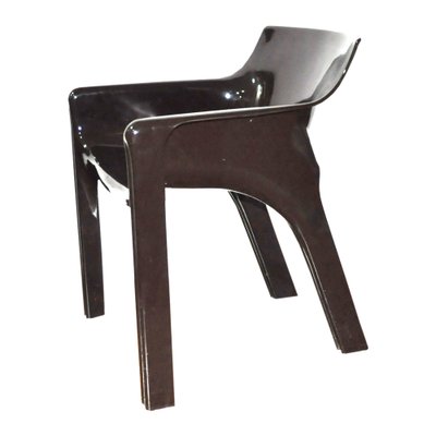 Brown Gaudi Chair by Vico Magistretti for Artemide, 1970s-YNQ-605115