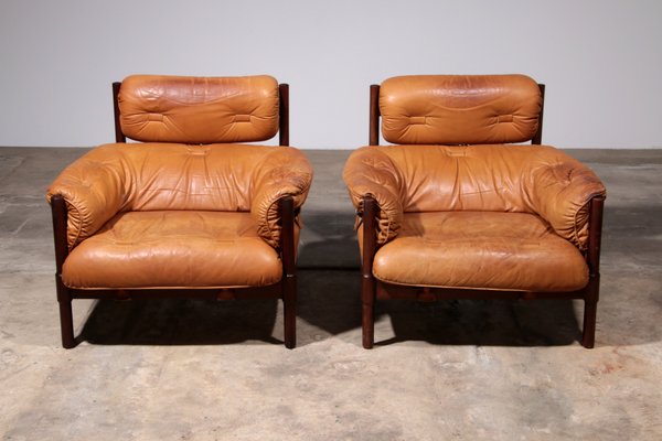 Brutalist Leather Chairs with Wooden Base, 1970s, Set of 2-EZZ-2041833