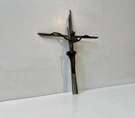 Brutalist Wall Crucifix in Iron and Brass, 1970s-LCR-1805406