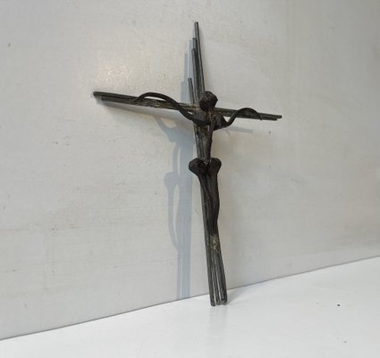 Brutalist Wall Crucifix in Iron and Brass, 1970s-LCR-1805406