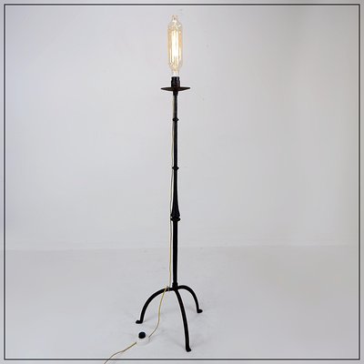 Brutalist Wrought Iron Tripod Floor Lamp with Bulb-NYF-2018907