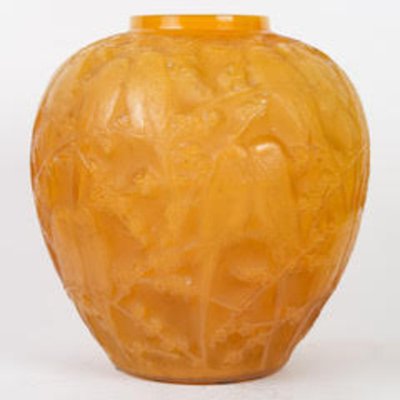 Butterscotch Parakeet Vase by René Lalique, 1919-DFB-1821820