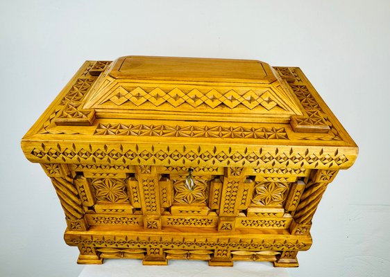 Carved Wooden Box Chest, 1988-ZDM-1765166