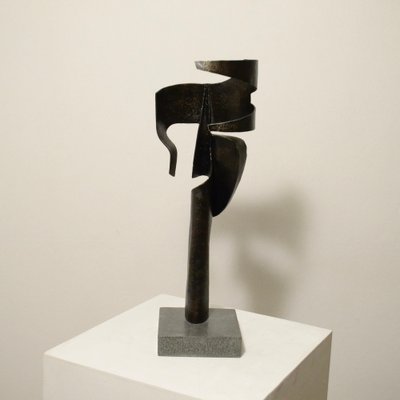 Casper Versluis, Pertinance, 2022, Steel on Concrete Base-CHG-1506284