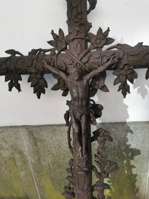 Cast-Iron Cross-GEL-1142491