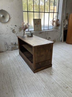 Central Shop Counter or Island in Walnut, 1890s-LCU-1406452