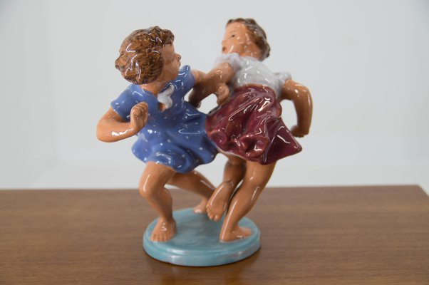 Ceramic Sculpture of 2 Children, Czechoslovakia, 1940s-TZ-1004861